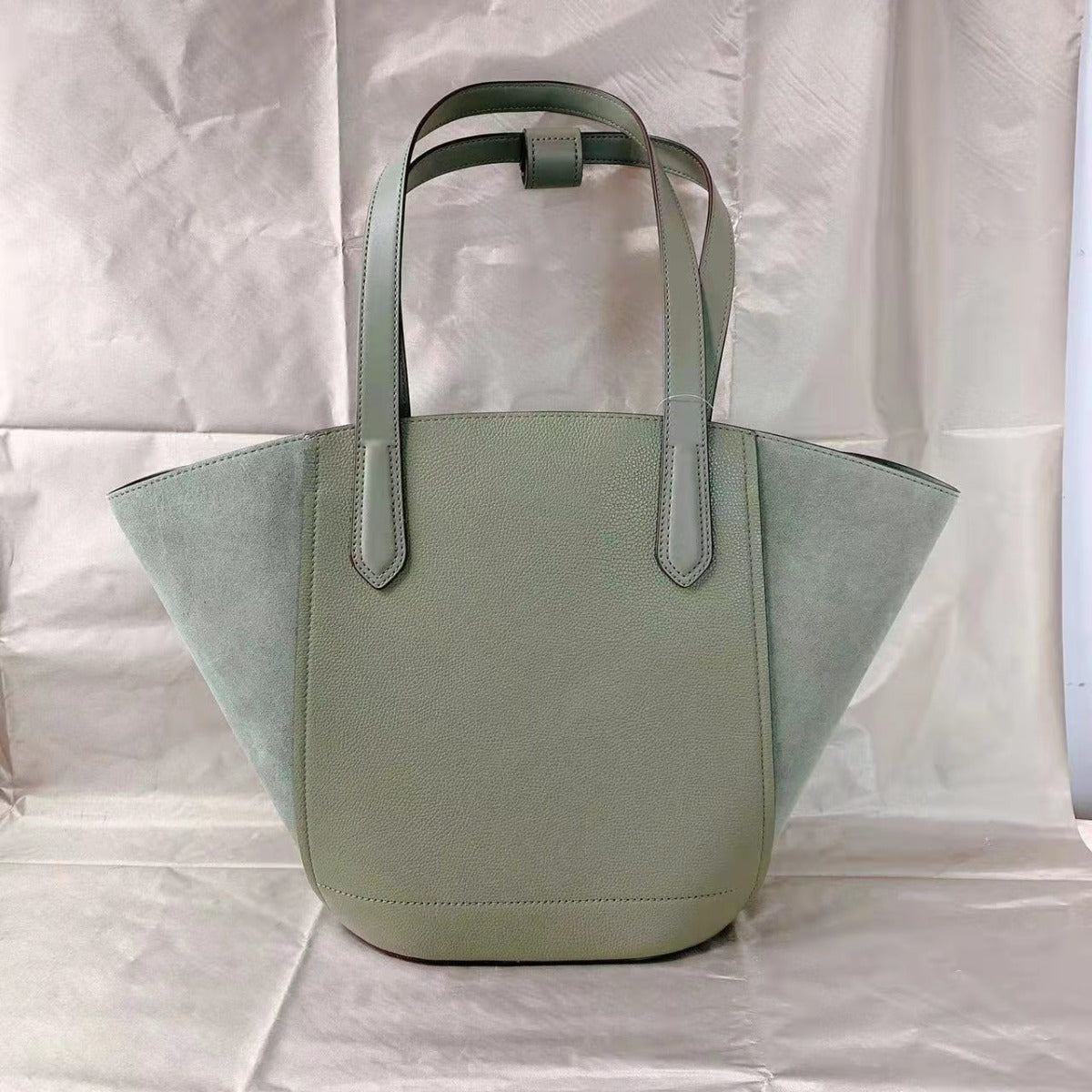Michael Kors 35F1GPAT3S Portia Small Bucket Bag In Army Green 194900655115 Michael Kors 35F1GPAT3S Portia Small Bucket Bag In Army Green 194900655115